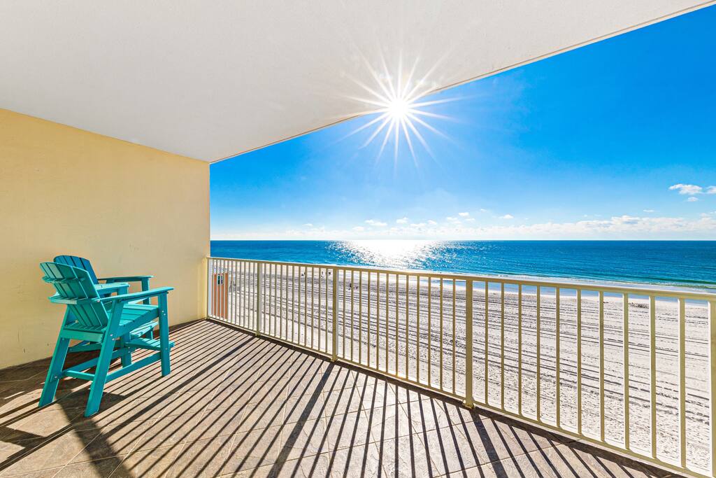 crystal-shores-503-direct-beach-front-2-king-beds-2-full-baths.-balcony-pool-hot-tub-sauna!/