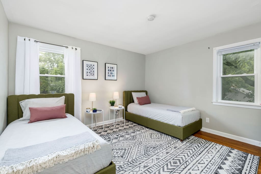 Bexley Breeze | High-Speed Wi-Fi | King Bed
