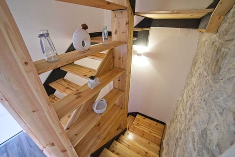 House Dawn - Unit 370914-13