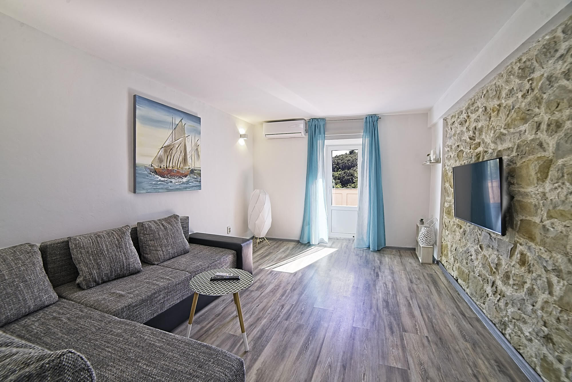 House Dawn - Unit 370914-13