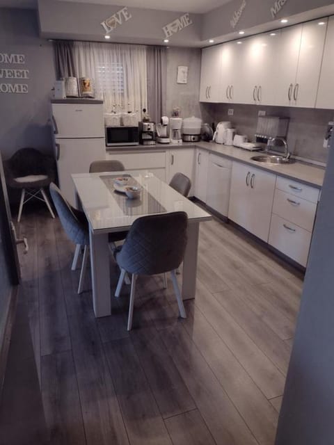 Apartment AMare - Unit 371083-13