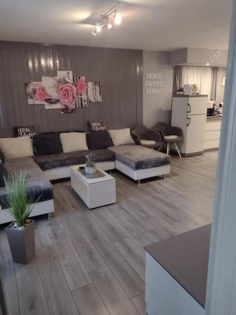 Apartment AMare - Unit 371083-13