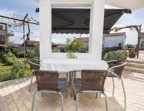 Apartments Maslina - Unit 371102-13
