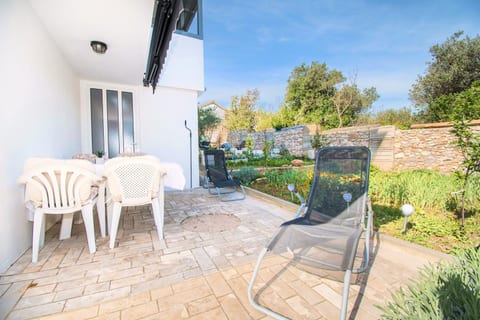 Apartments Maslina - Unit 371103-13