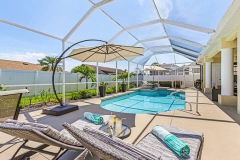 Villa Haze Cape-Coral with private pool/spa