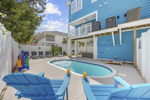 Whether its enjoying your favorite beverage while others enjoy the pool, there is something for everyone in the pool area.