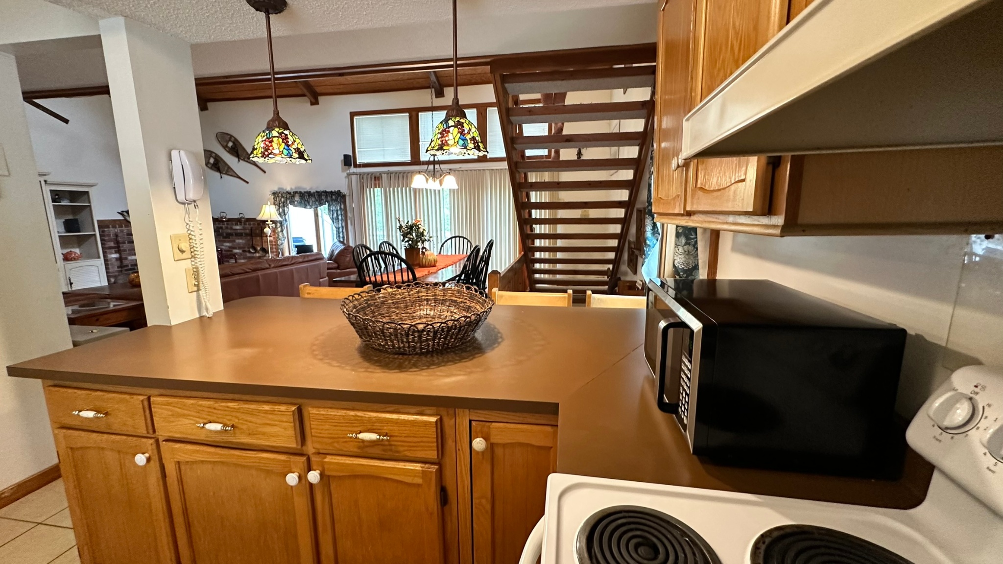 Leaf Peepers! Unite here!  - Lincoln