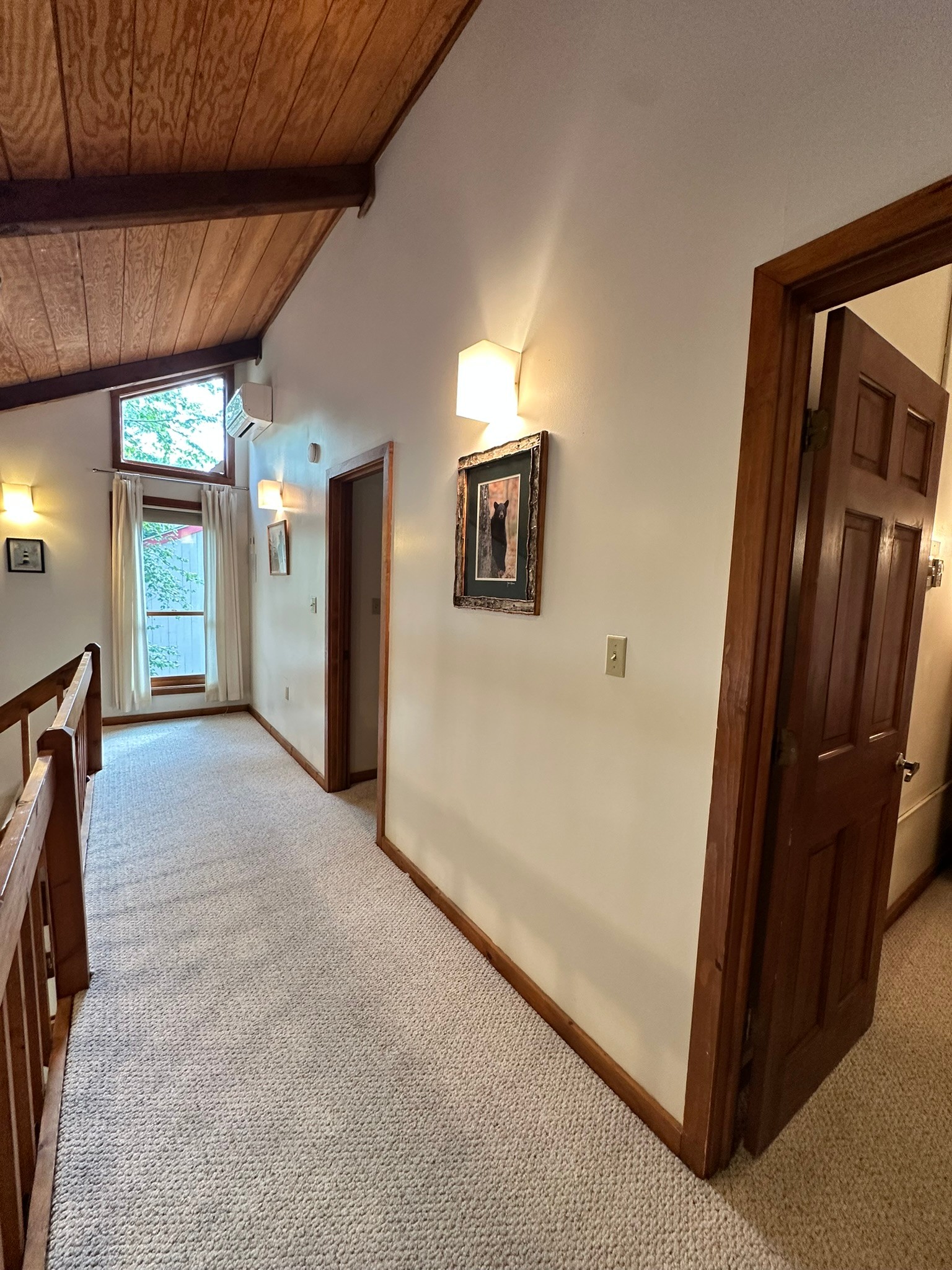 Top level lofted hallway