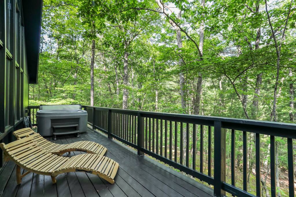 MID-CENTURY MODERN A-FRAME W/ HOT TUB & FIRE PIT!