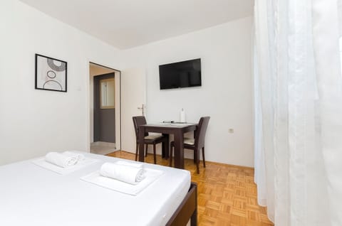 Apartments and Rooms Jengic - Unit 371140-13