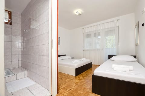 Apartments and Rooms Jengic - Unit 371141-13