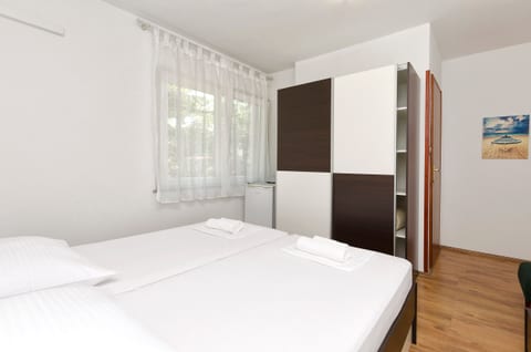 Apartments and Rooms Jengic - Unit 371143-13