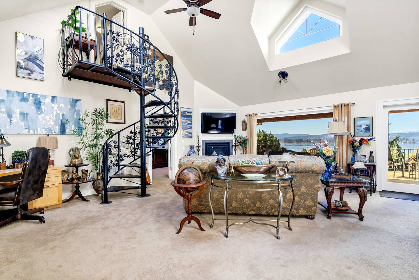 The Carmichael Luxury Vacation Rental Bremerton