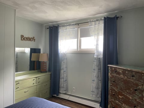 Great cottage near Scarborough beach!