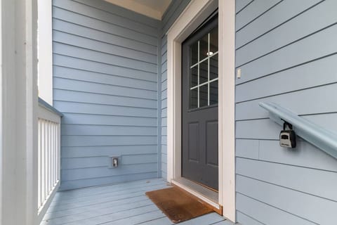 Front Porch Landing