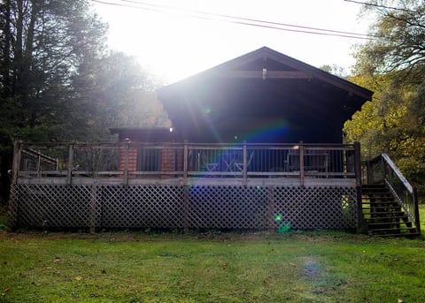 Another view of The Creek House with the expansive deck