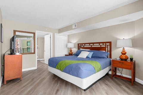Scenic Oceanfront Retreat/Waterpark Fun/ 2bed/2b