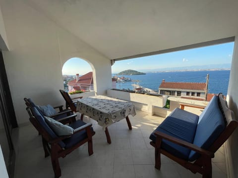 Apartment Lucille - Unit 371123-13