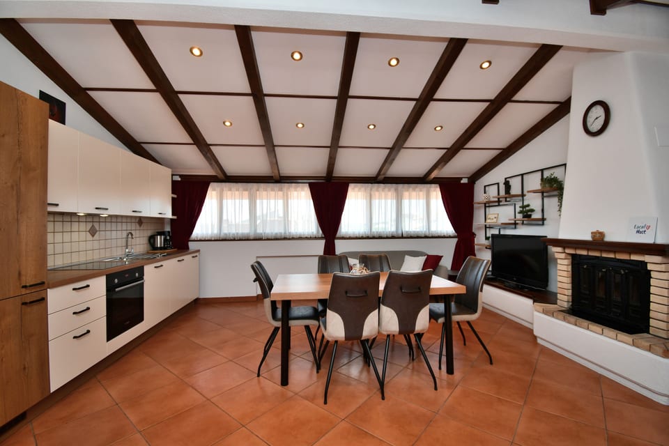 Apartment Tessa - Unit 371182-13
