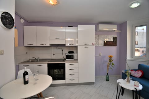 Apartment Corina - Unit 371186-13