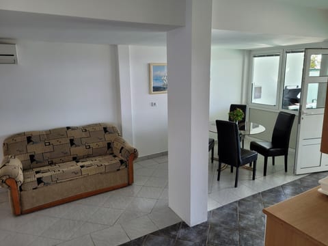House Pool - Unit 371187-13