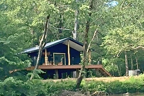Stomps & Company River Home 5 acres in Athens, GA