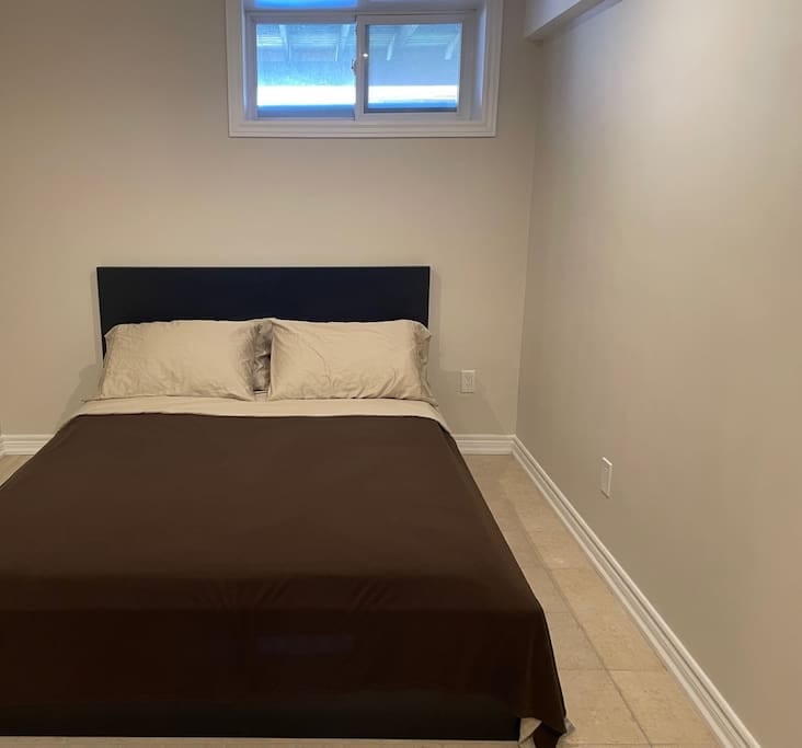 Queen size bed
