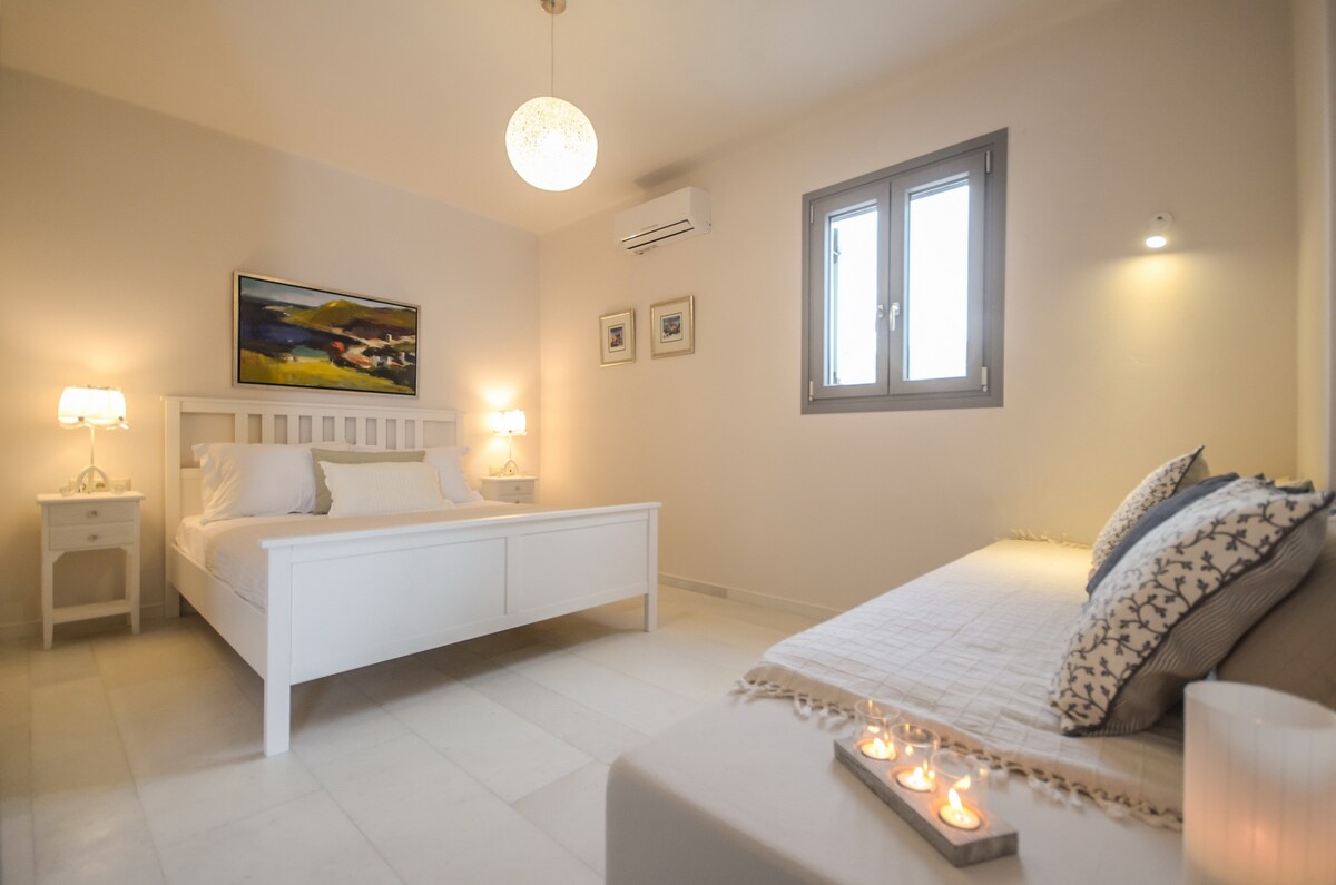 Seaside Naxos : 4BDR Villa Aphrodite @ Plaka Beach image 21
