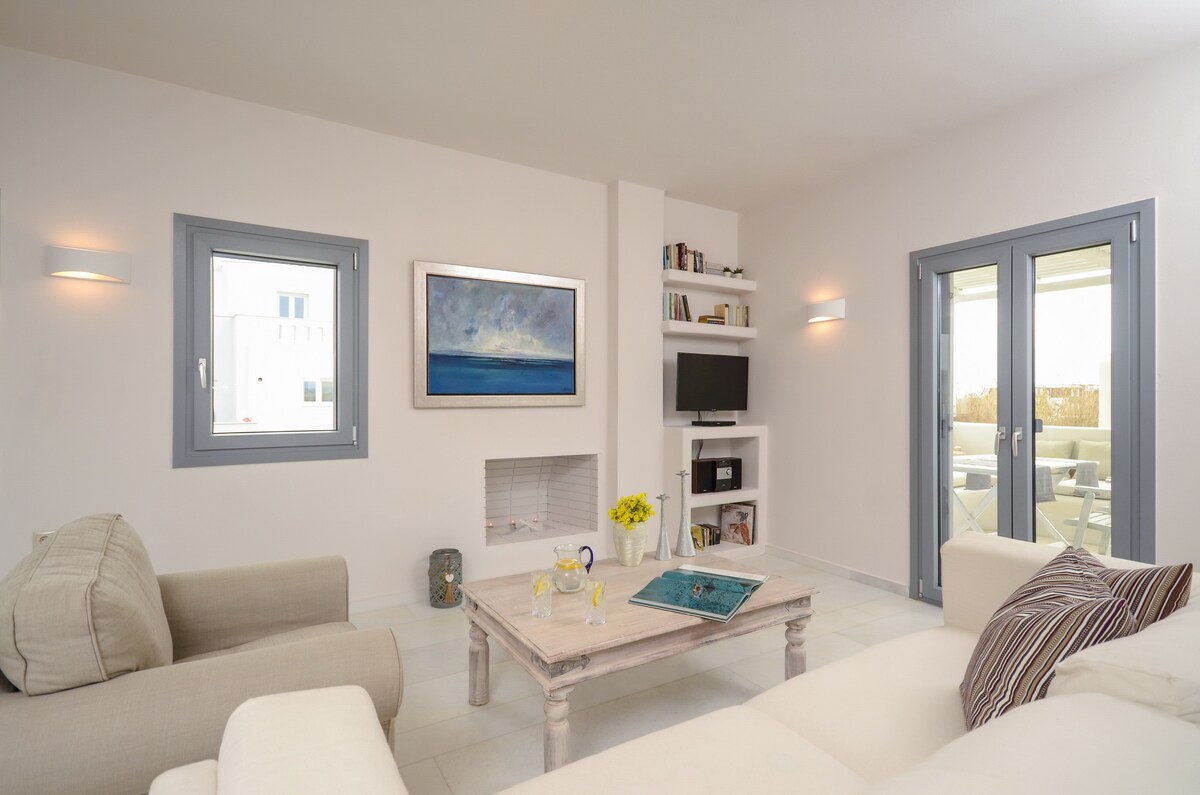 Seaside Naxos : 4BDR Villa Aphrodite @ Plaka Beach image 10