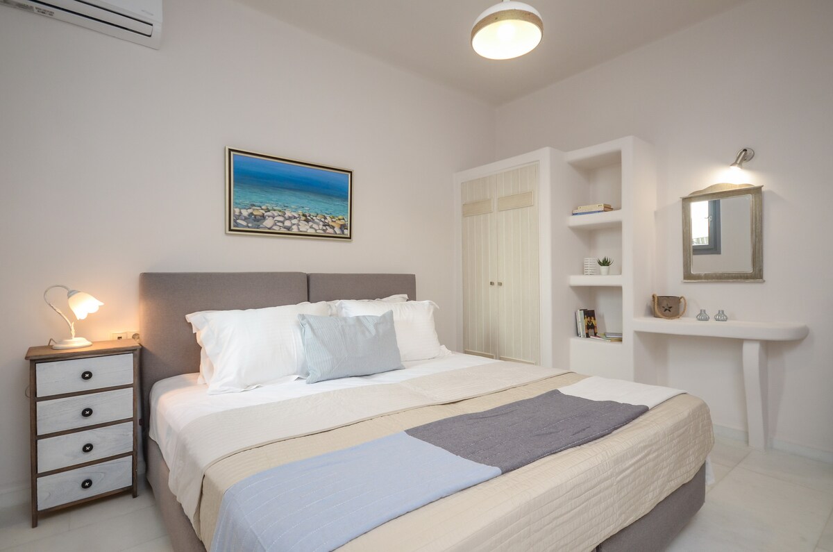 Seaside Naxos : 4BDR Villa Aphrodite @ Plaka Beach image 32