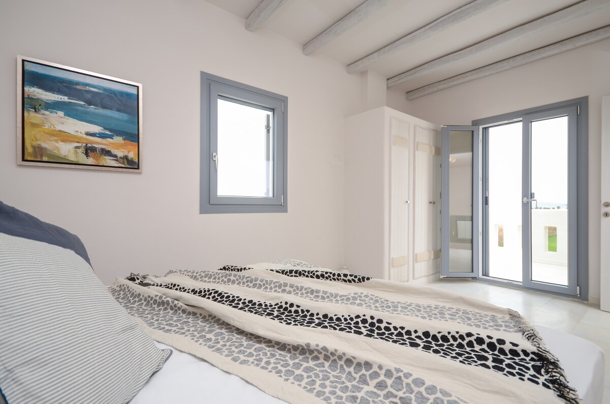 Seaside Naxos : 4BDR Villa Aphrodite @ Plaka Beach image 20