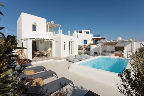ABOVE - Villa Luana Exteriors 2024-64.jpg