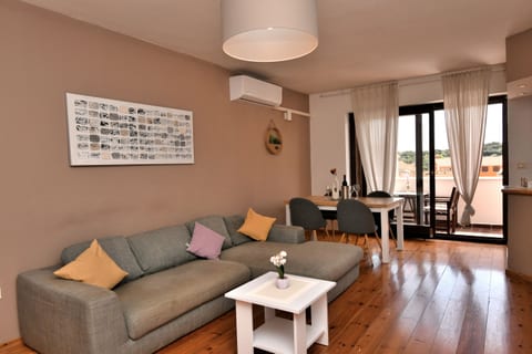 Apartment Honey Bee - Unit 371224-13