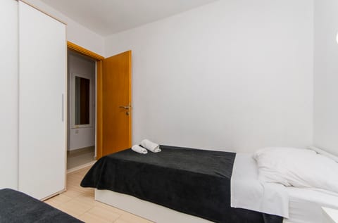 Apartment Seafront - Unit 371226-13