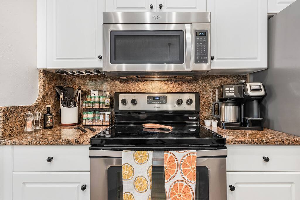 Spices, oils and most everything else required to cook - should you desire.  Our digital guidebook features all the local places to grab a drink and/or bite to eat.  We also have a basket full of menus from area restaurants for your convenience. 