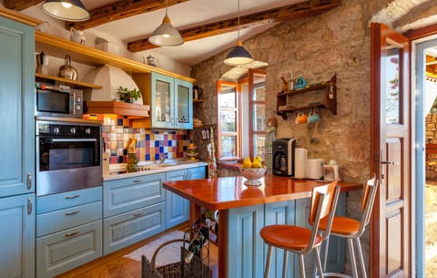 Villa Vicina - Unit 51221-61