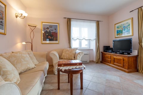 Villa Mir Vami - Unit 51235-61