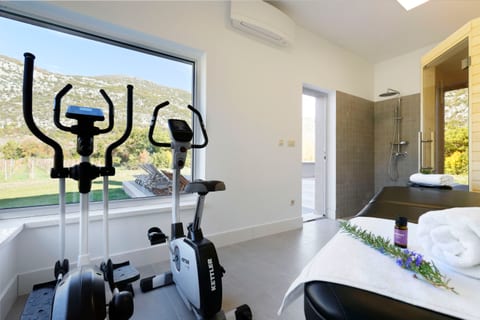 Villa Jure - Unit 369310-13