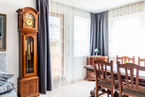 House Quattro - Unit 371081-13