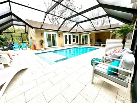 Luxury Pool Home @ the Beach!