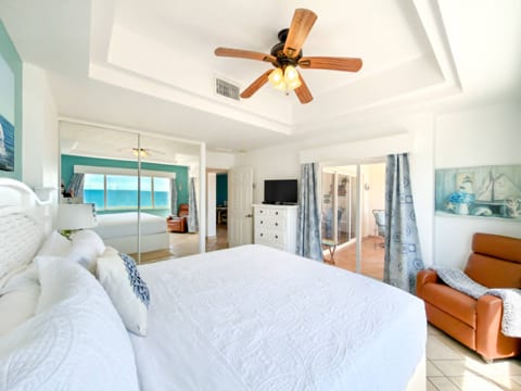 April -half May $90 night Las Palmas / Sandy Beach