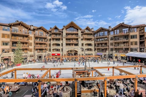 Northstar Village Studio | Pet Friendly | Near Gondola & Dining