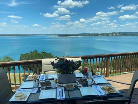 Breakfast is always better with a view.