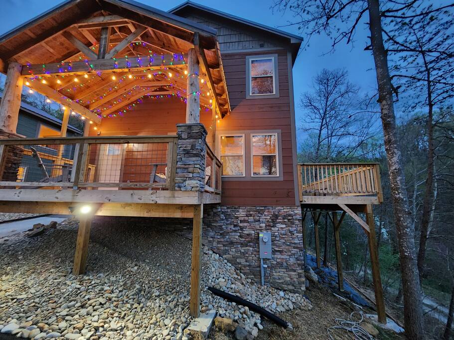 Dancing Bear Cabin-Relax, Enjoy! - Sevierville