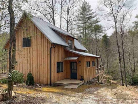 Fowler Creek Cabin