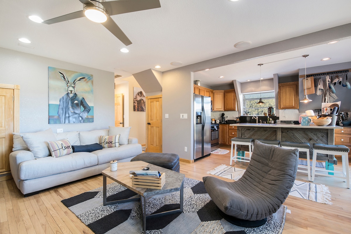 rabbit-hole-a-frame-in-the-woods/