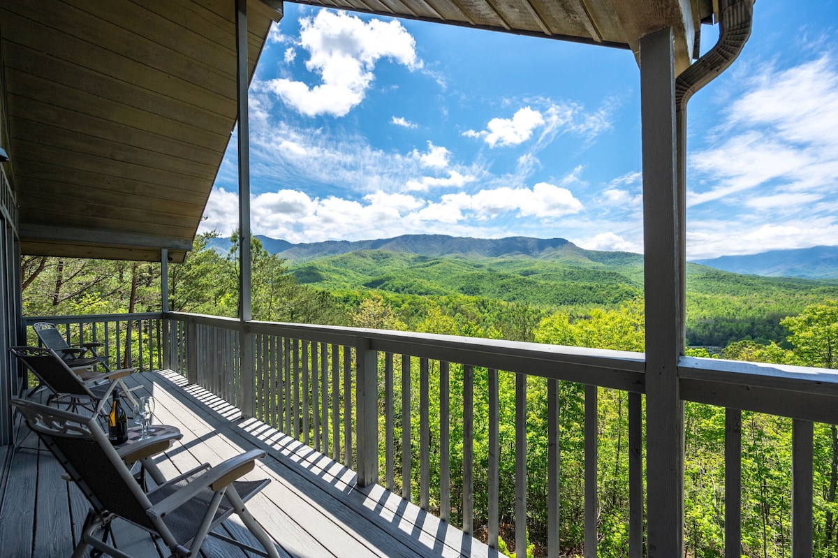 Panoramic Views like no other from top deck.