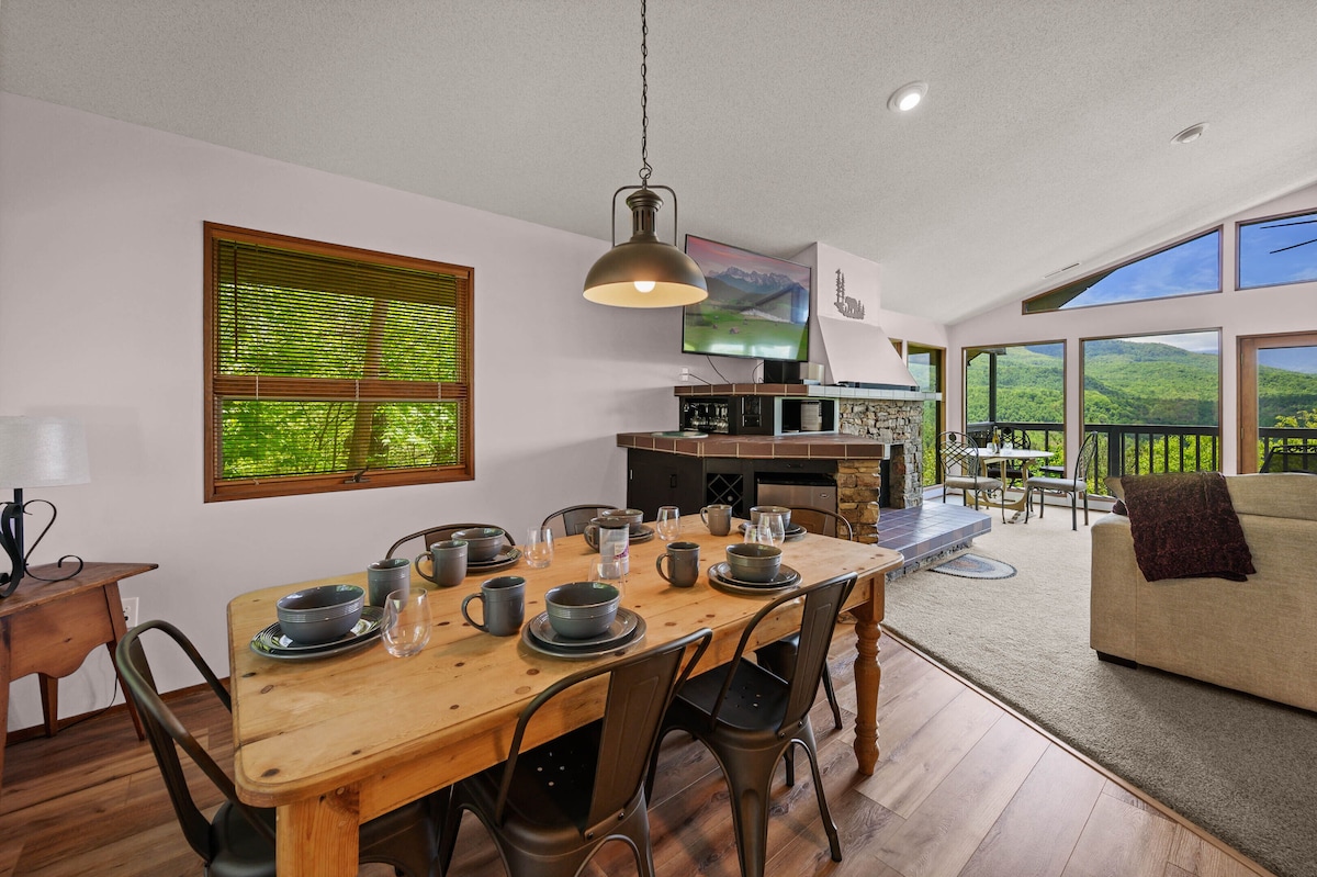 Dining table with room for 6