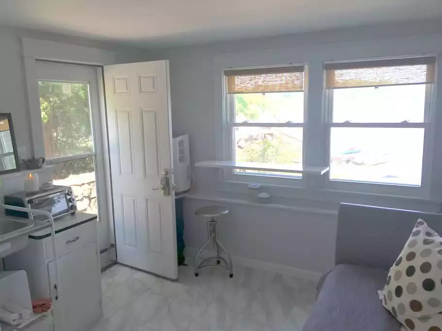 Tiny studio by the Annisquam River