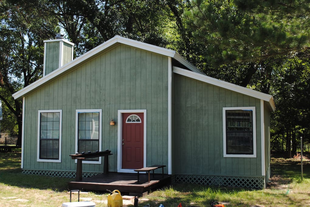 BDB 2: Bonham Cabin (5) w/ Mess Hall Access